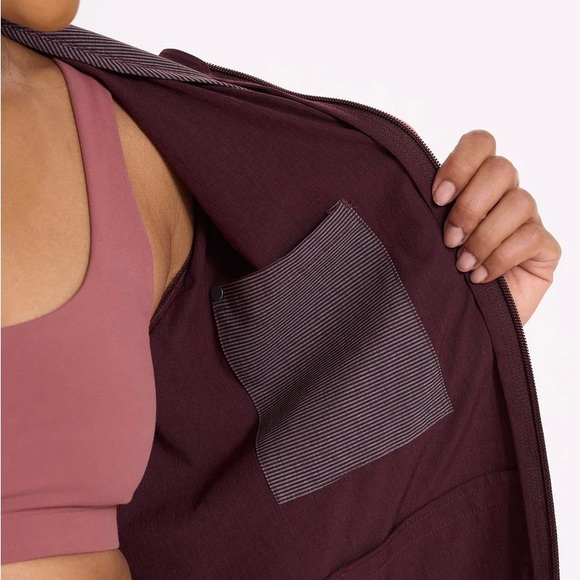 Vuori Shell Jacket - Picture 5 of 5